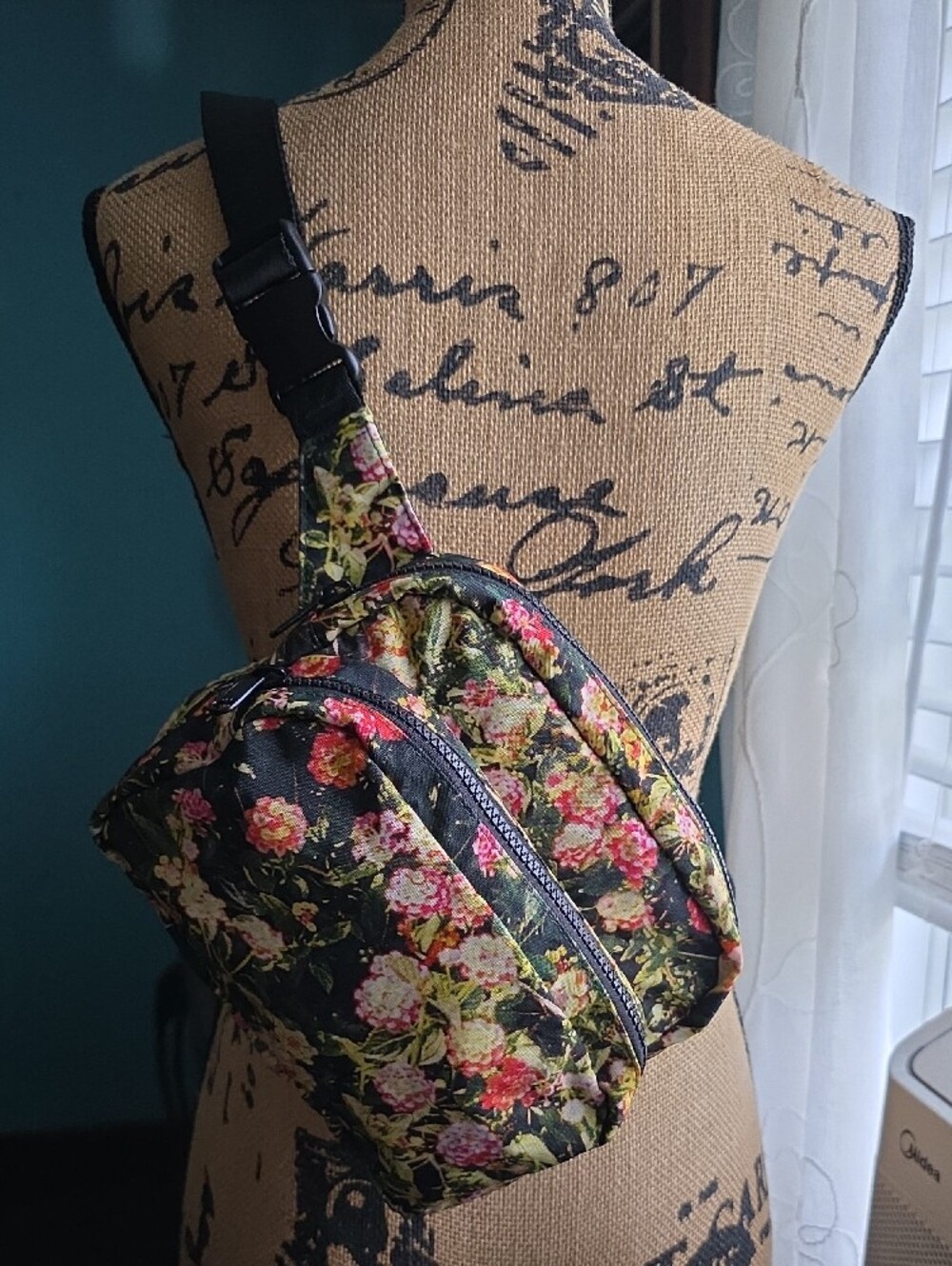 BAGGU Fanny Pack Floral Print - Picture 3 of 12